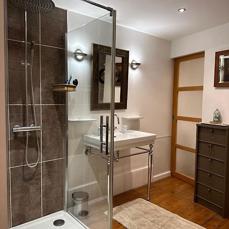 Chambre De Charme Au Coeur Du Vieux Valence - Confort & Calme Εξωτερικό φωτογραφία